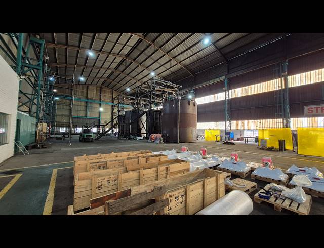 5,600M² FACTORY TO LET IN ANDERBOLT